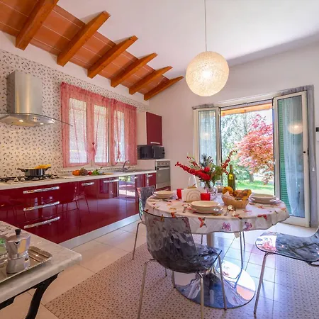 Clara Few Km From The Sea - Happy Villa