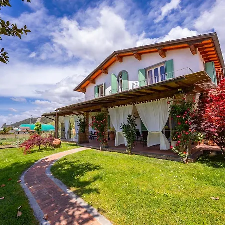 Clara Few Km From The Sea - Happy Villa *